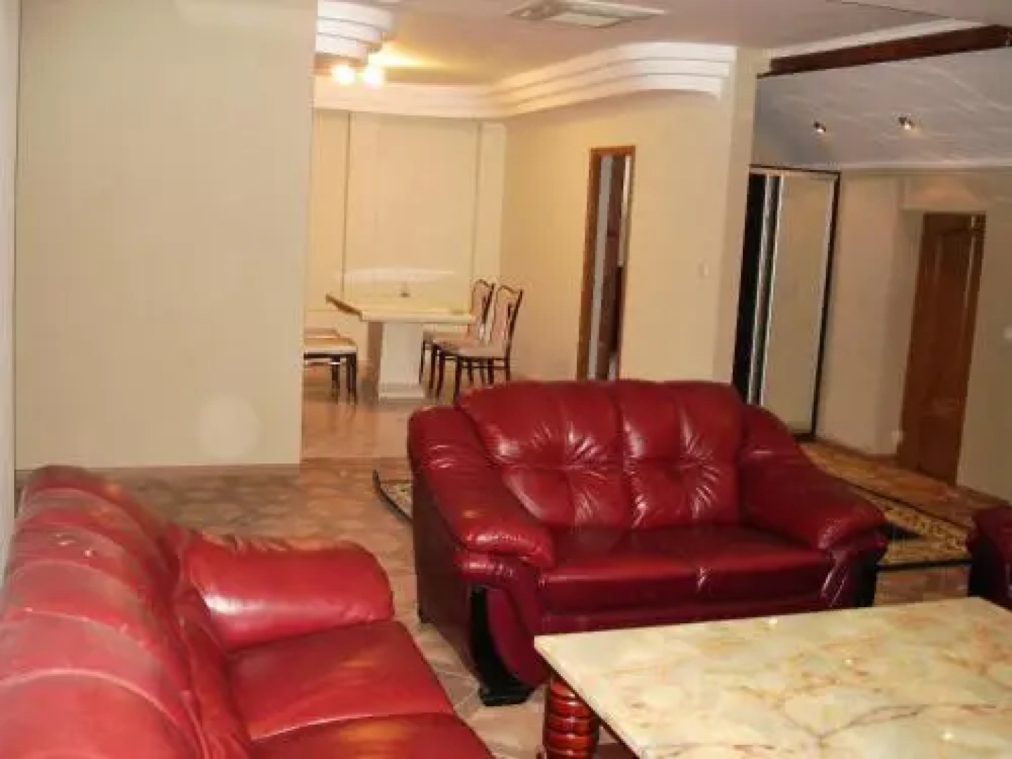 Chernivtsi Apartments