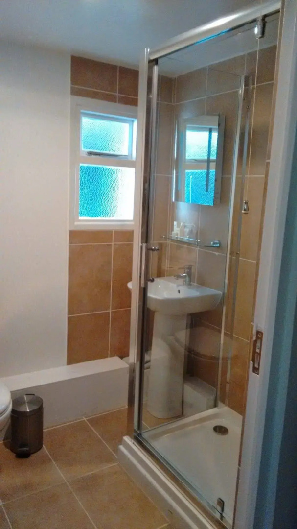 Dragon Inn Crickhowell