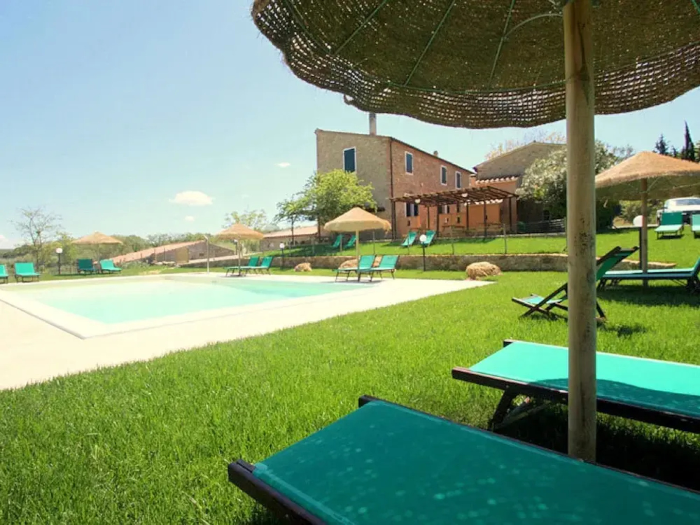 Belvilla by OYO Tuscan Farmhouse With Private Pool