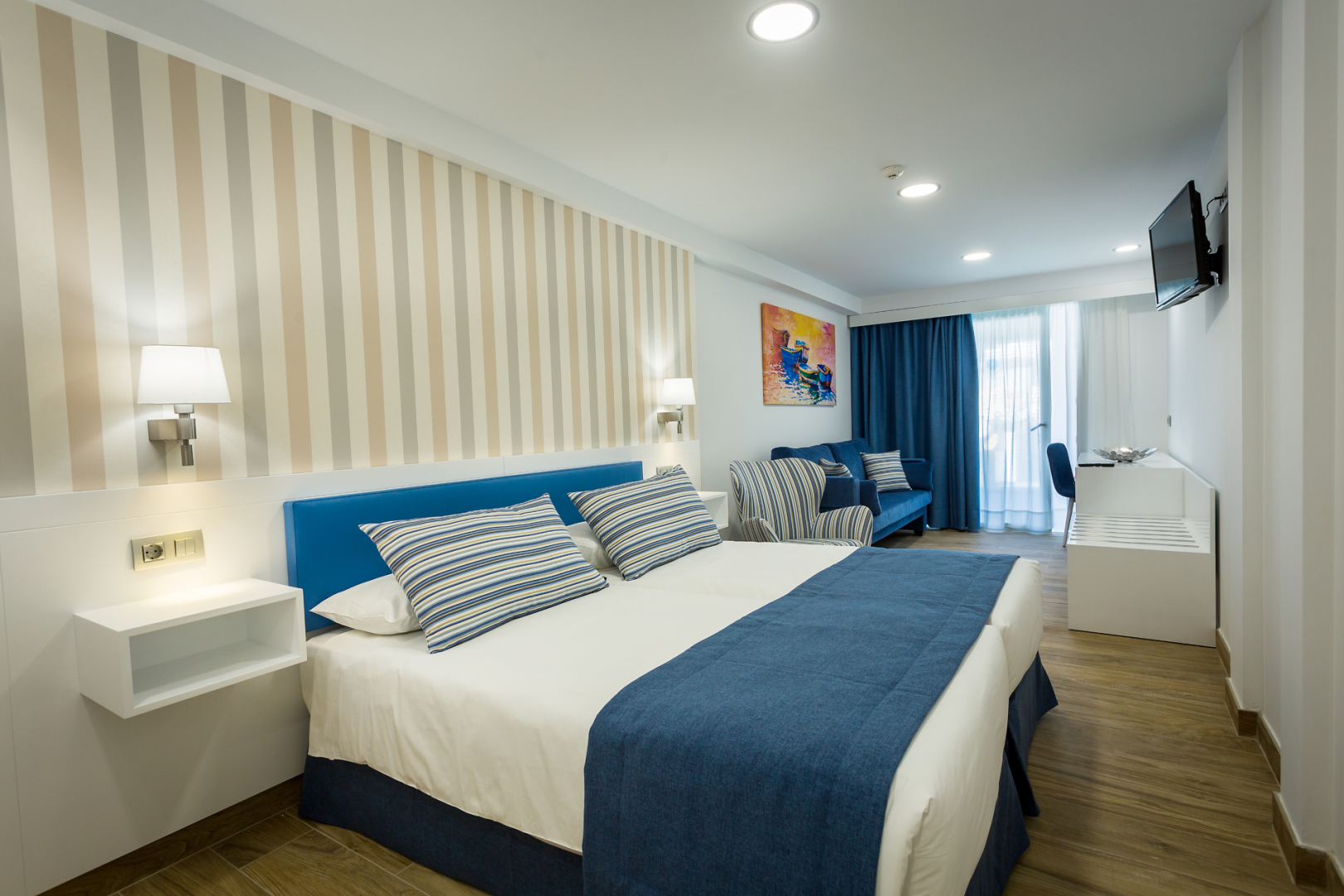 IG Nachosol Atlantic & Yaizasol by Servatur - Adults Only