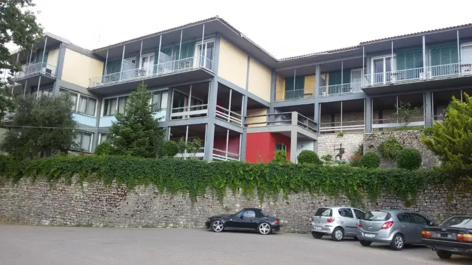 Theoxenia Hotel