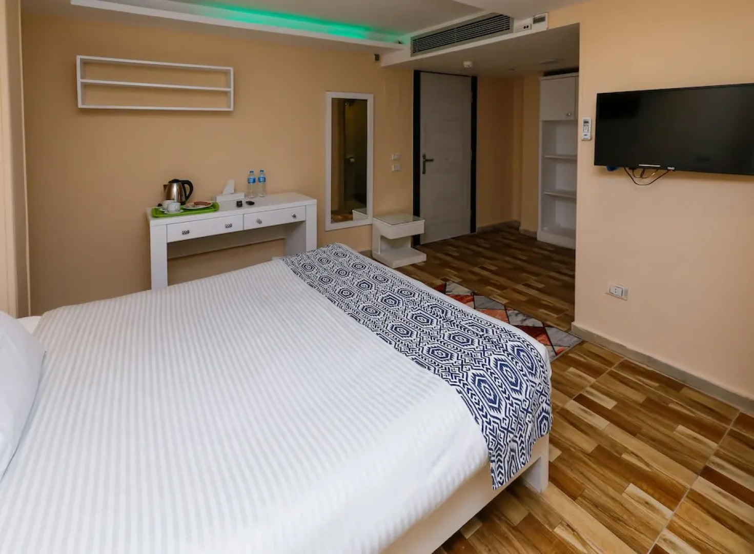 Turquoise Pyramids View Hotel