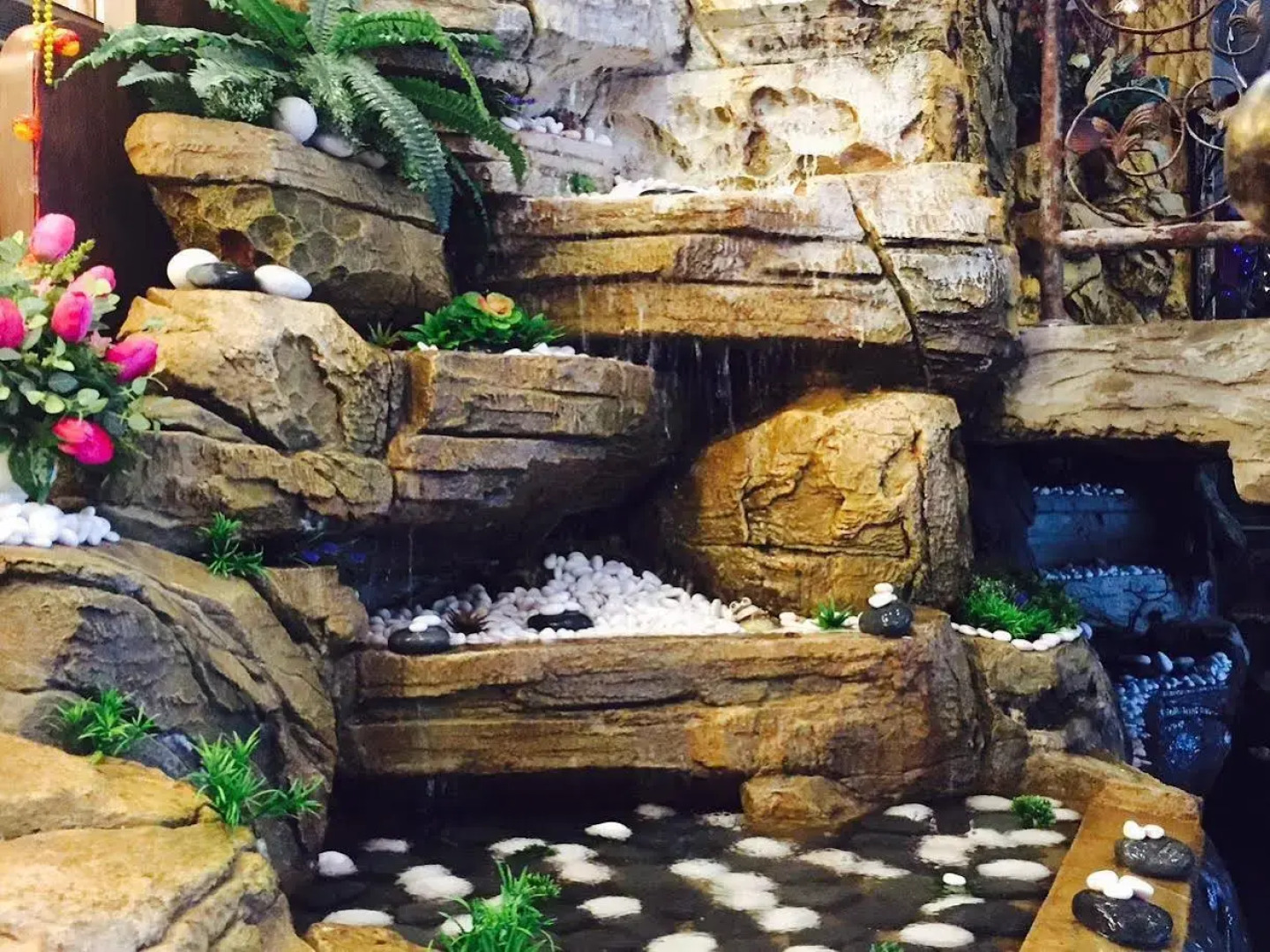 OYO 90134 K Garden Hotel