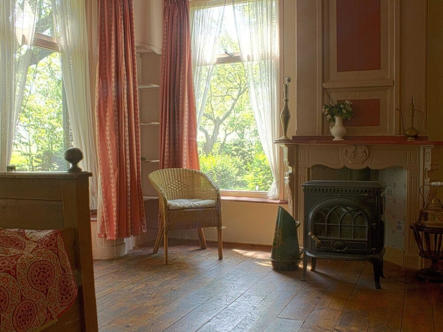 Luxury Mansion near Sea in Pingjum