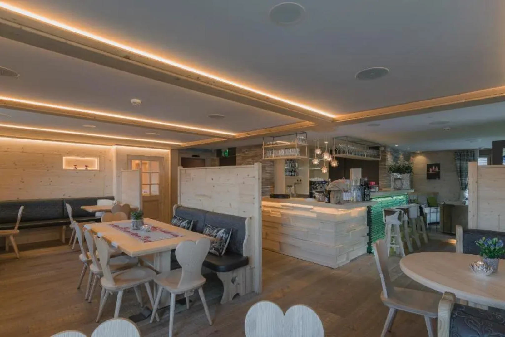 Caschu Alp Boutique Design Hotel Stoos