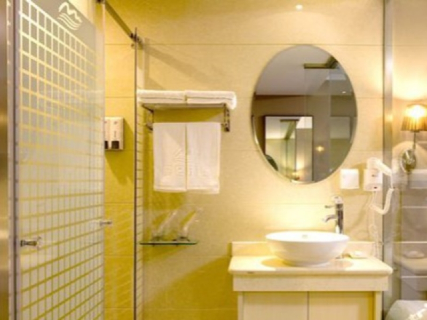 Kunlun Leju Business Hotel Pingdingshan Ruzhou Railway Station