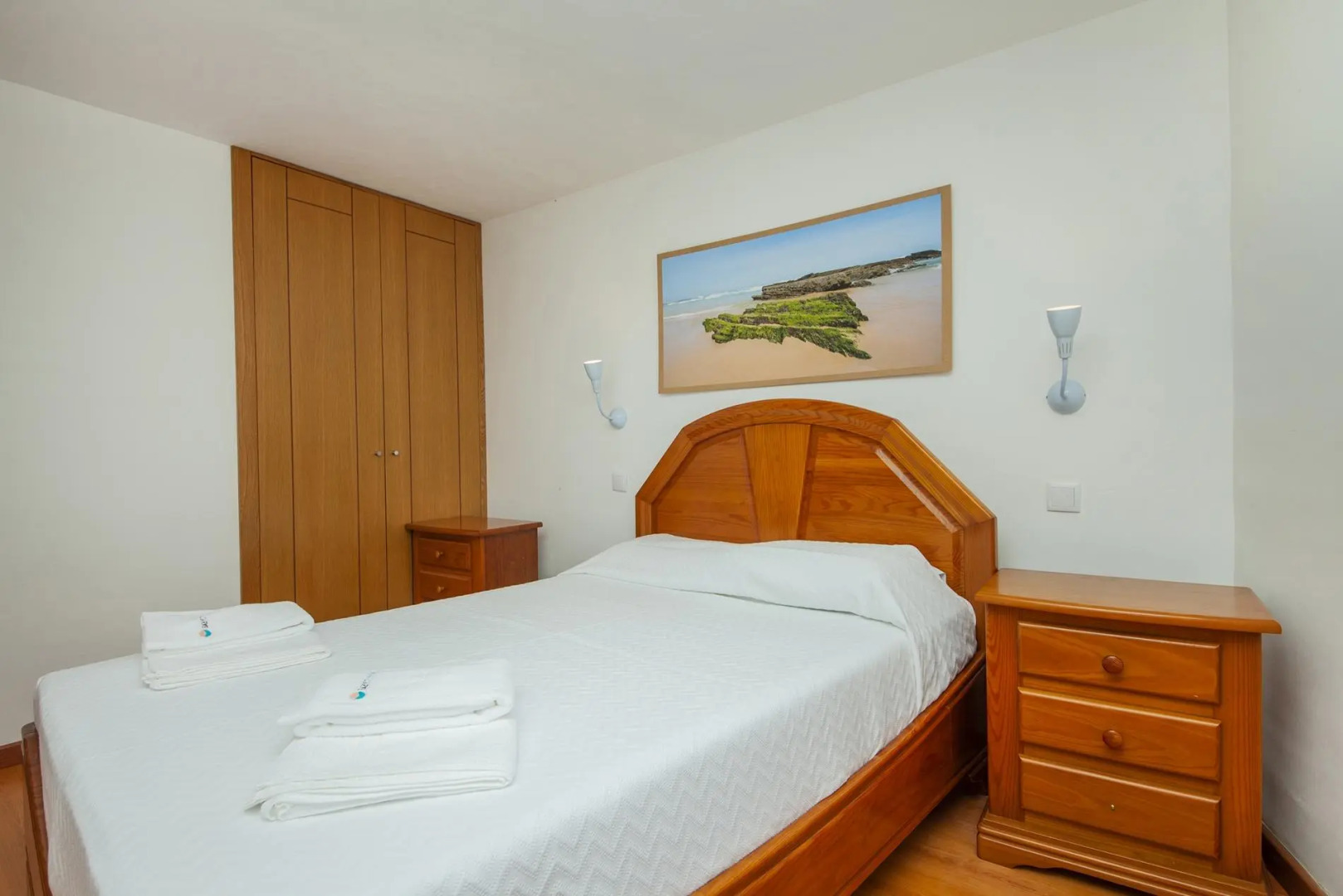 H - Arrifana Beach Studio in Montes de Praias Guesthouse in Aljezur
