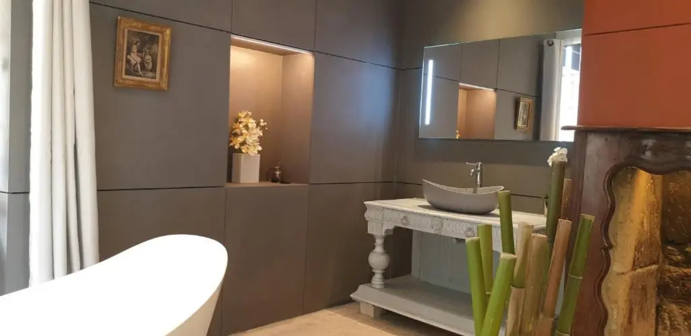 Moulin de l'Enéa, XVIIème, vue rivière et sur beau parc aboré 2,2 hectares.