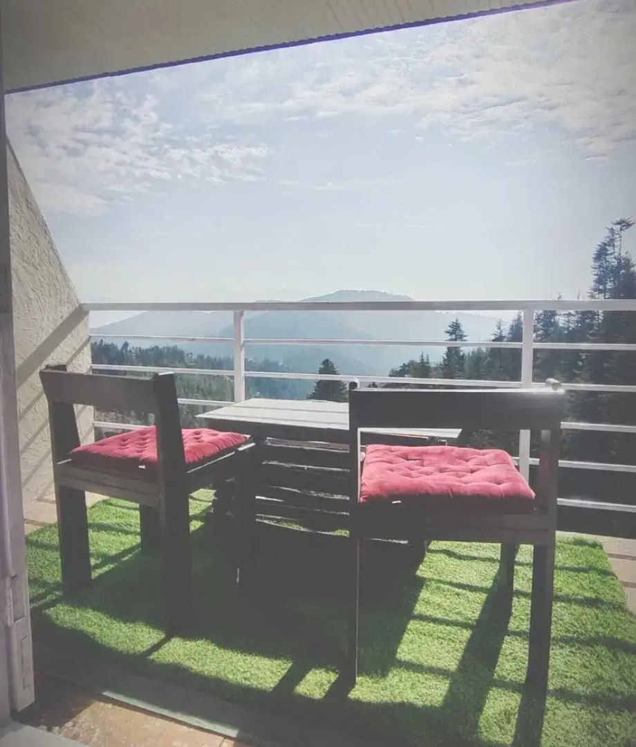 Small Victories Mountain Stay