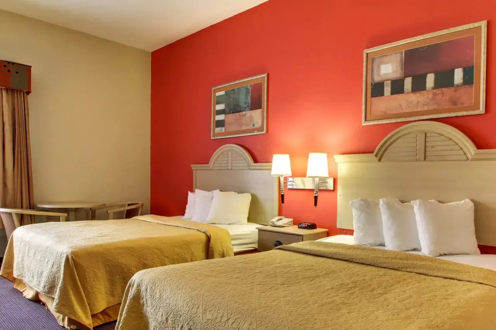 Quality Inn &  Suites Hattiesburg North