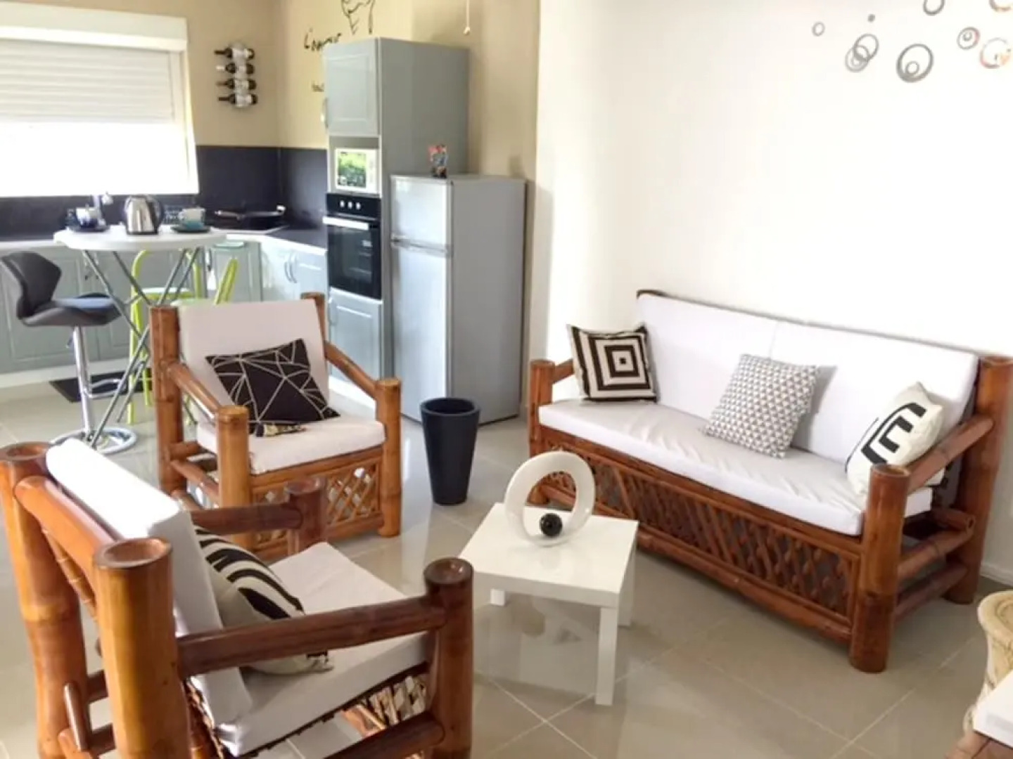 Apartment With 2 Bedrooms in Le Gosier, With Enclosed Garden and Wifi