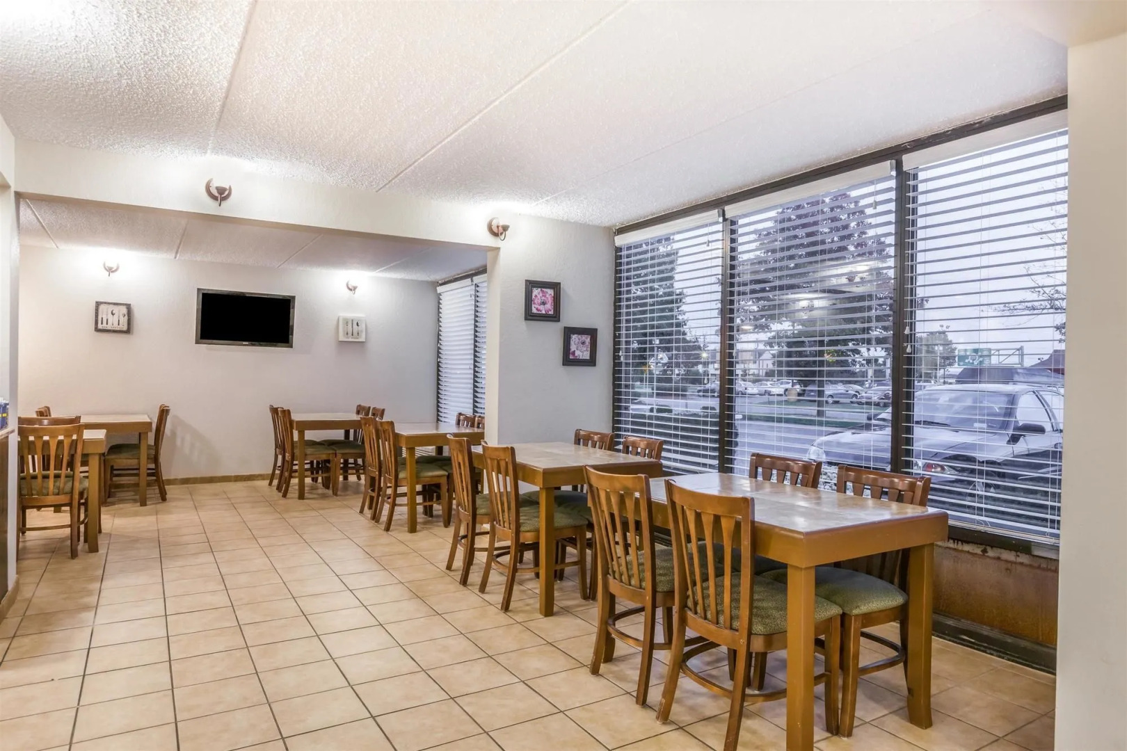 Days Inn By Wyndham Syracuse