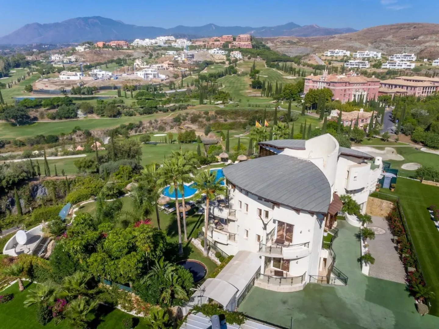 Villa With 8 Bedrooms in Benahavís, With Private Pool, Enclosed Garden