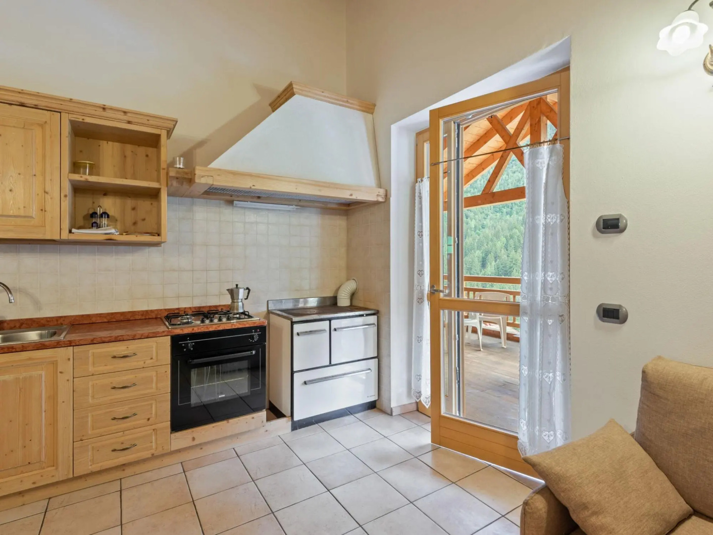 Accommodation with wellness center, in Val di Sole, 1km away from the ski bus