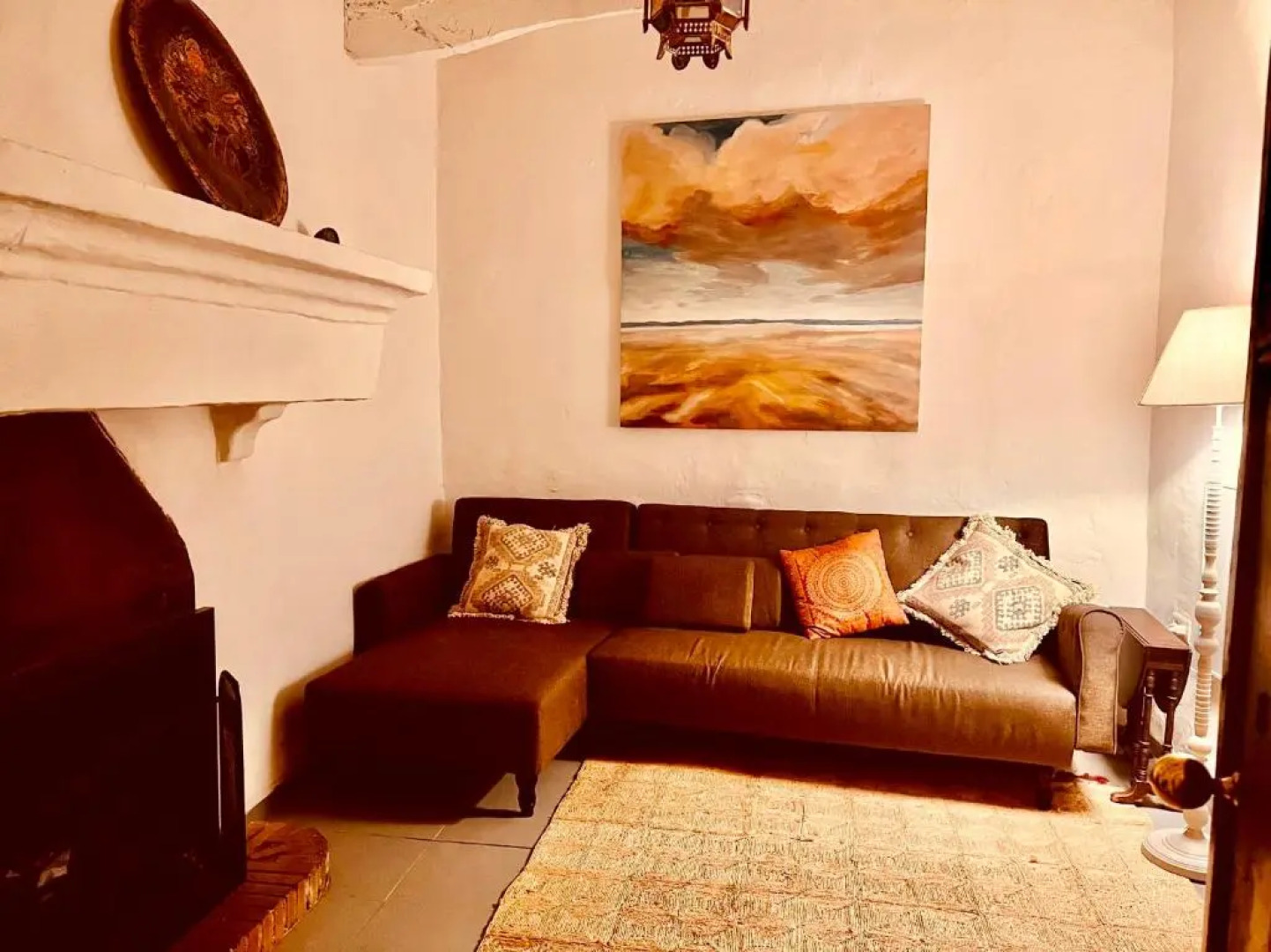 Spectacular view, authentic house, exquisite area.