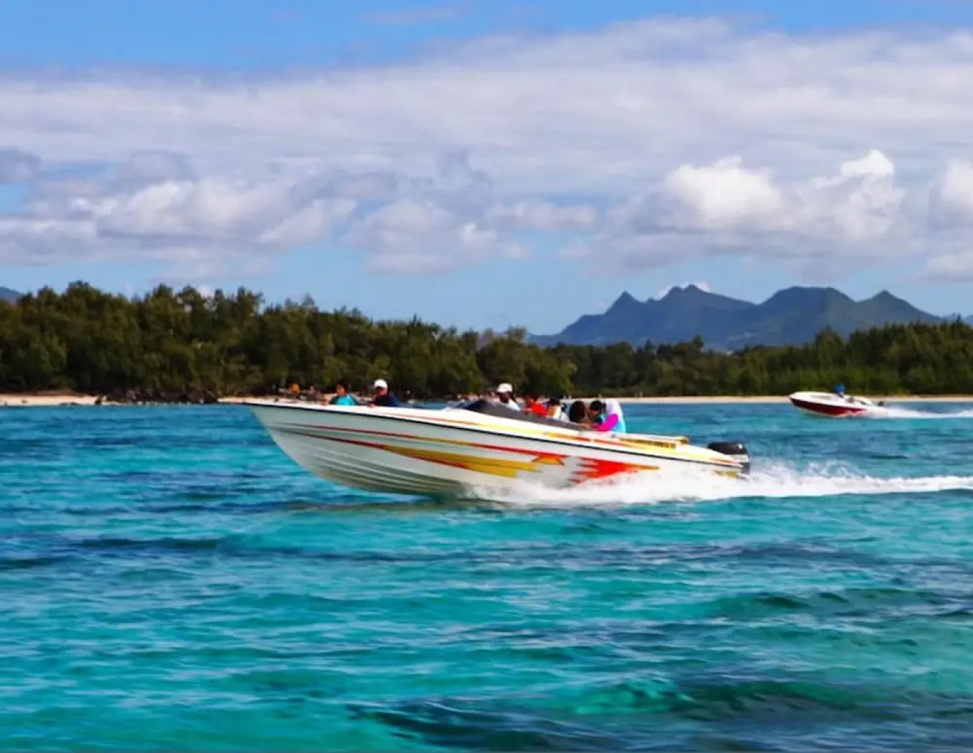 Sankhara Beachfront Villas