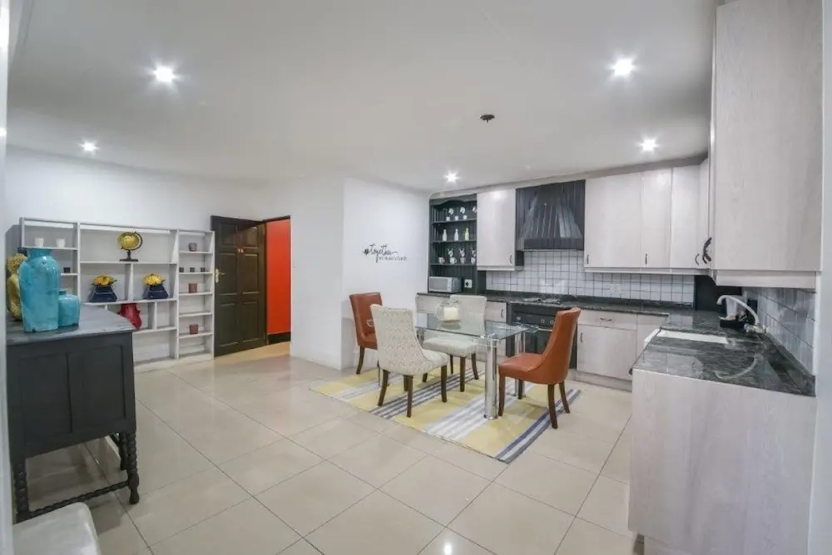 ANEW Hotel & Convention Centre OR Tambo