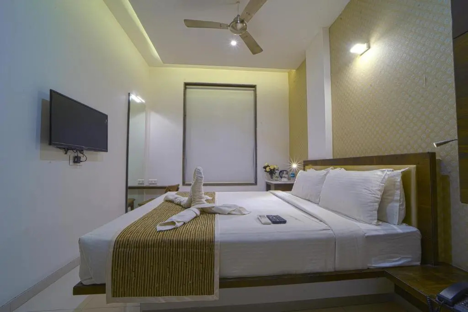 Hotel Sri Sri Executive Lodging