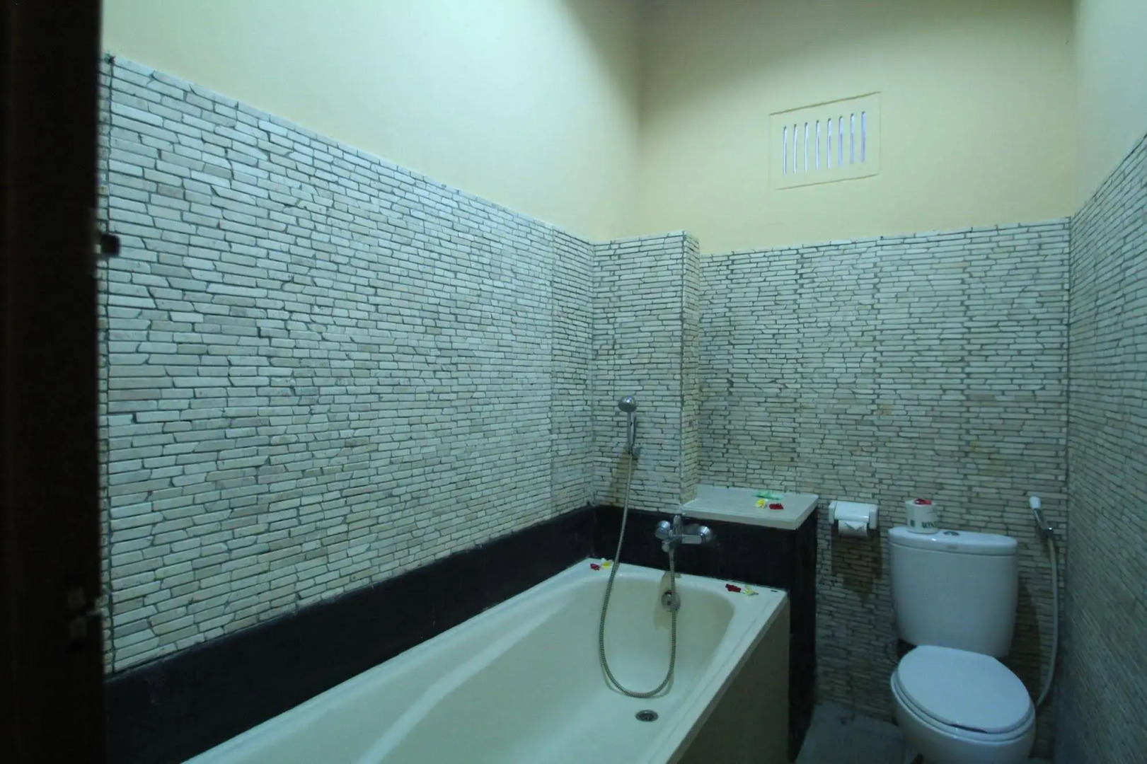 Taman Sari Cottages 2