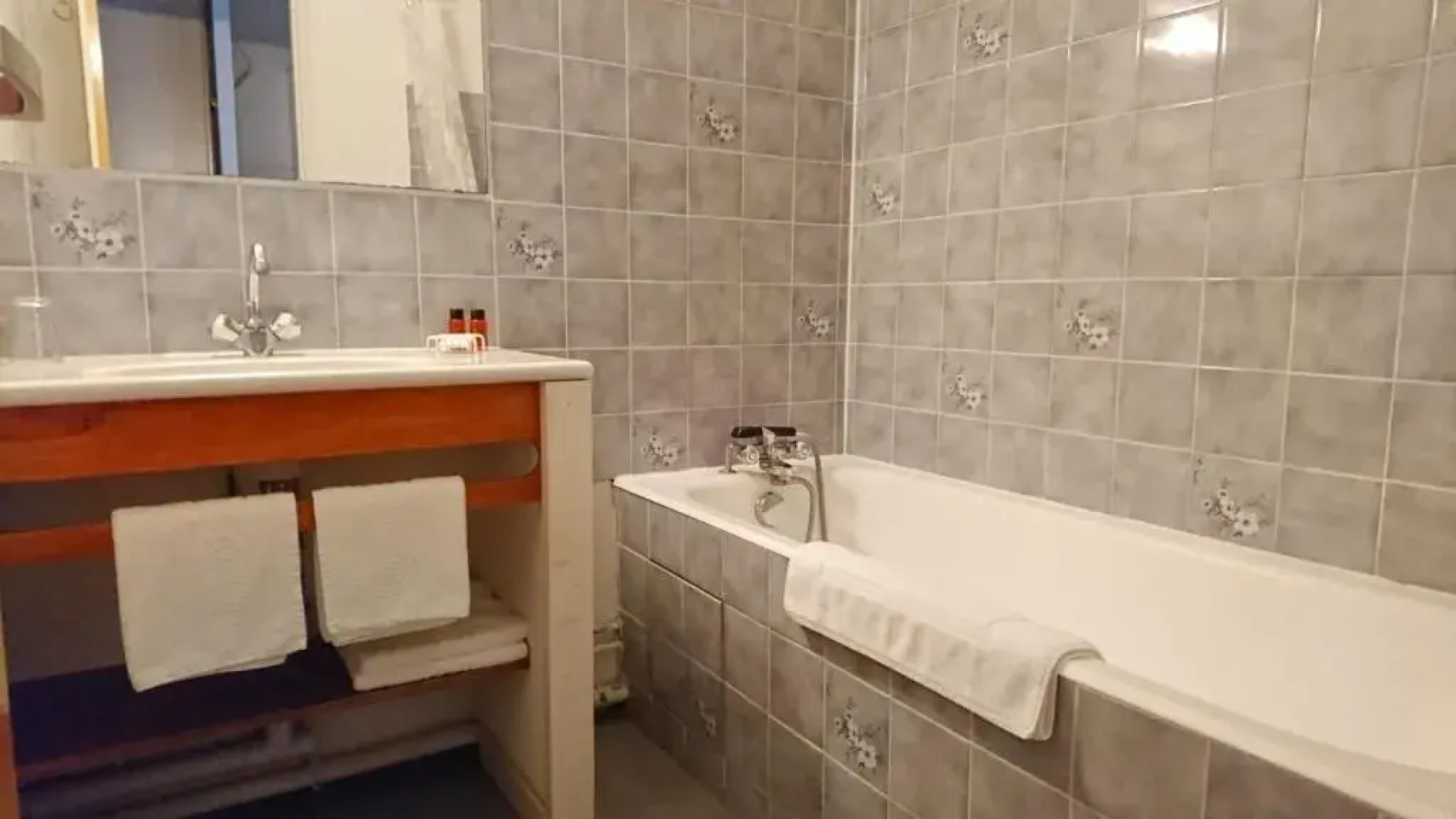 Résidence Hôtelière les Acanthes