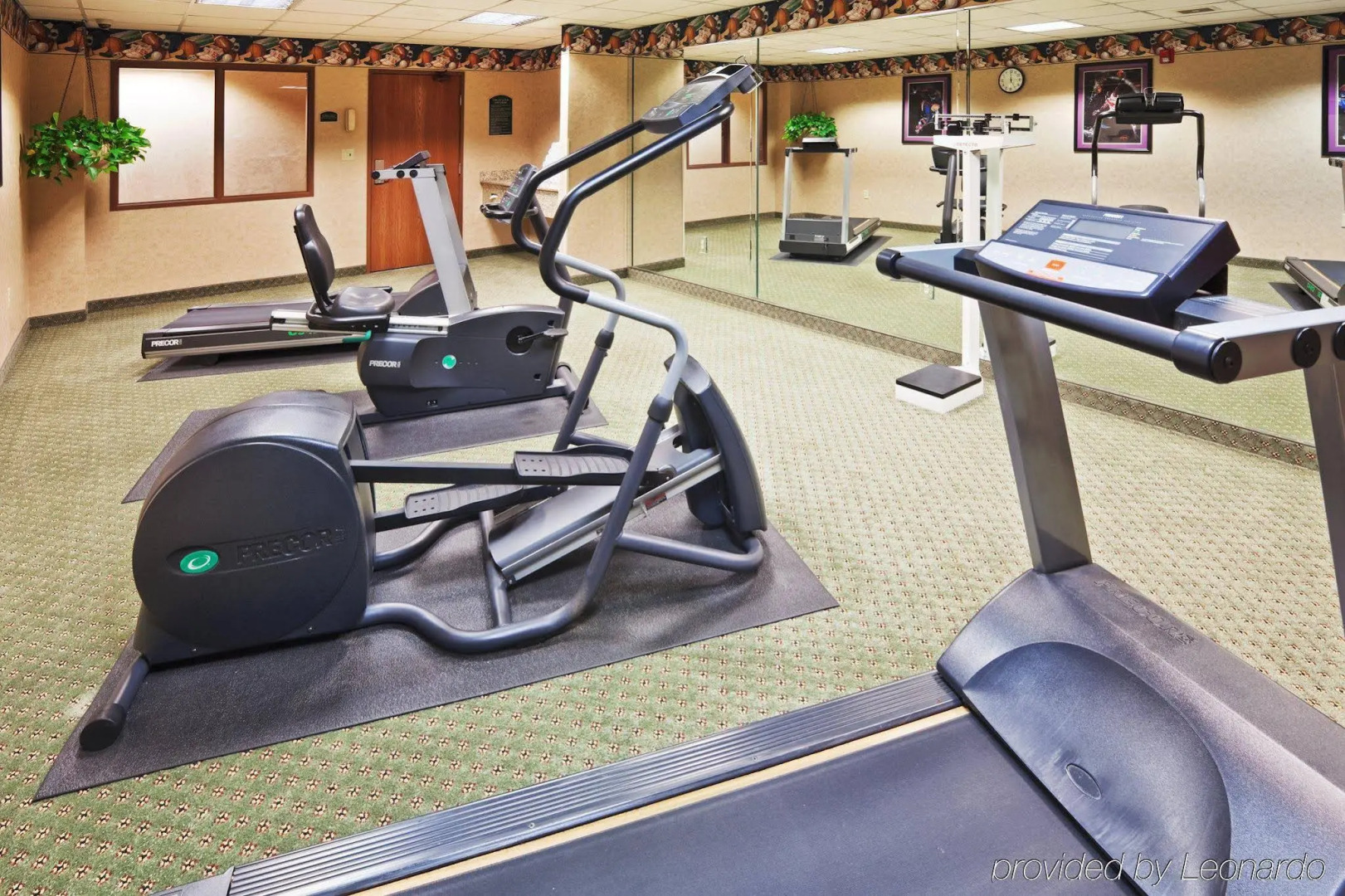 Holiday Inn Express Hotel & Suites Dallas Lewisville by IHG