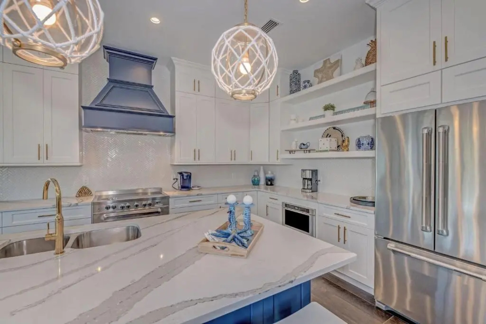 4 bed 4 and a half bath SLEEPS 10 elevator Heated Pool Spa Free WiFi boat dock