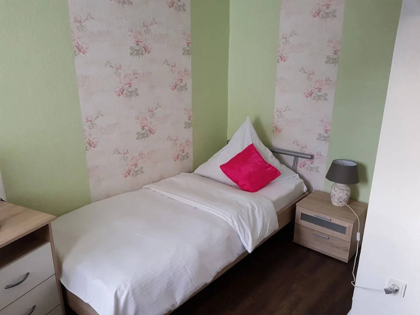 Zum Häuschen-Domblick-Messe-Hotel