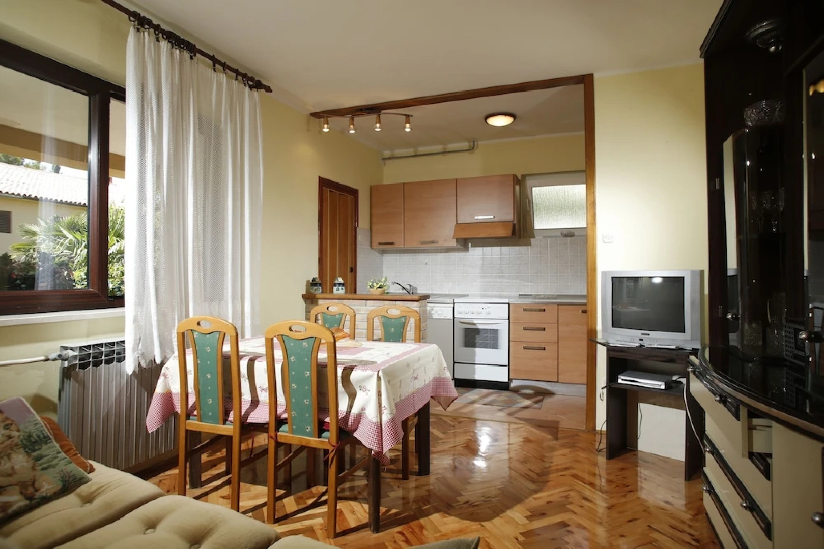 Apartments Guesthouse Ana