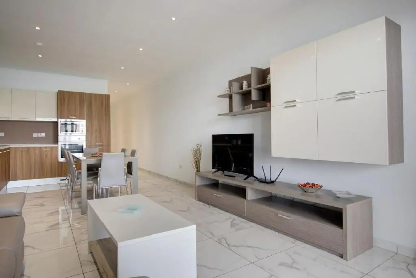 Modern Beach APT w Fantastic Sea Views - 1