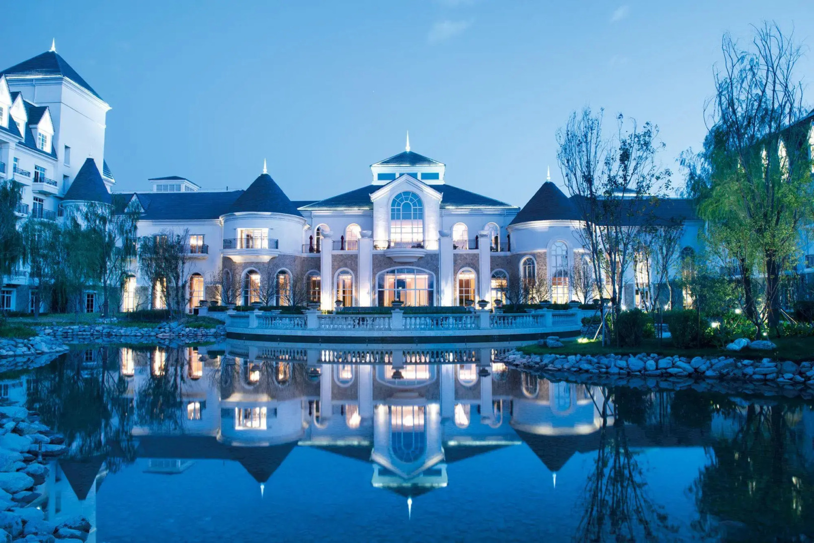 Crowne Plaza Huailai by IHG