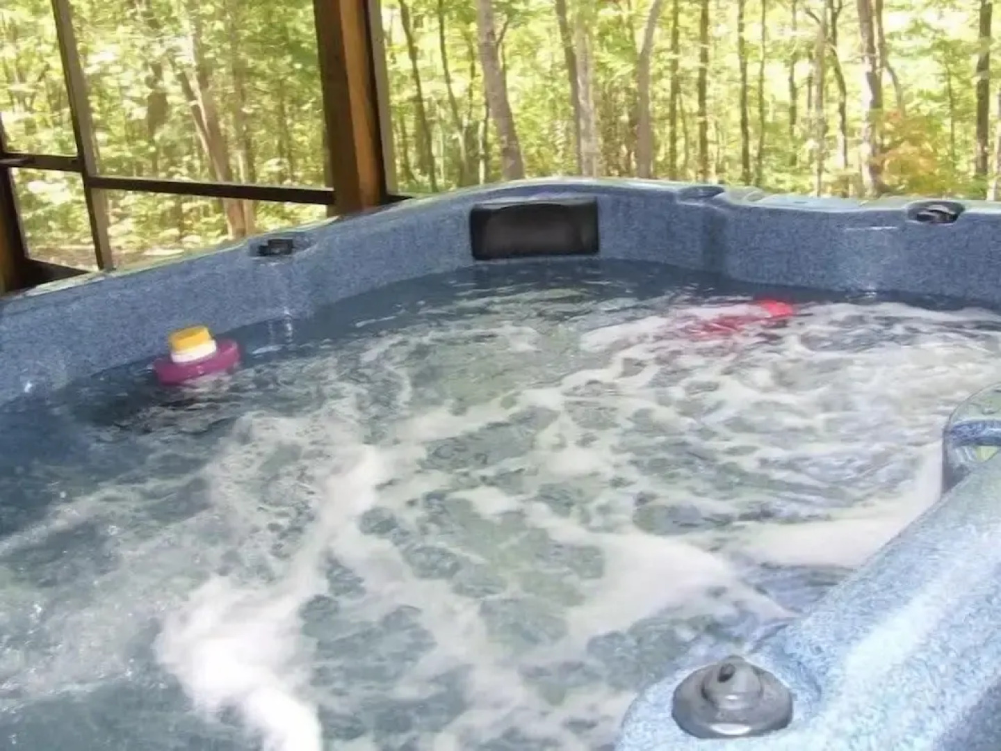 SERENITY WOODS Apartment 3 NEVAEH CABIN RENTALS