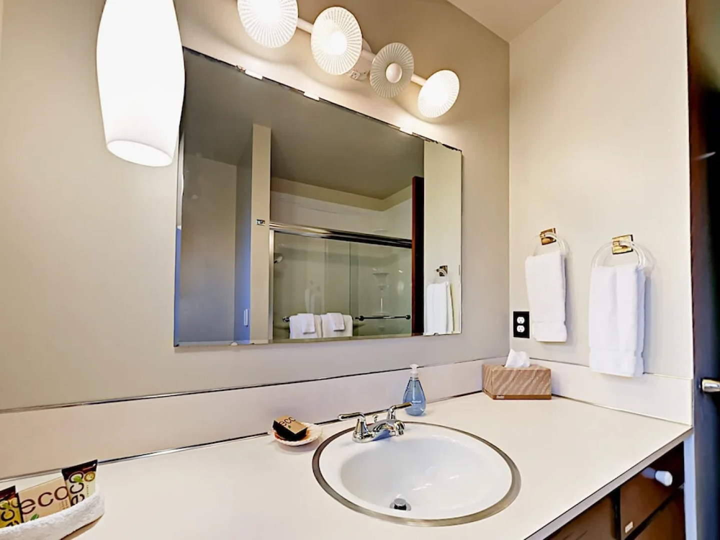 4612 SW Pacific Coast Hwy Home