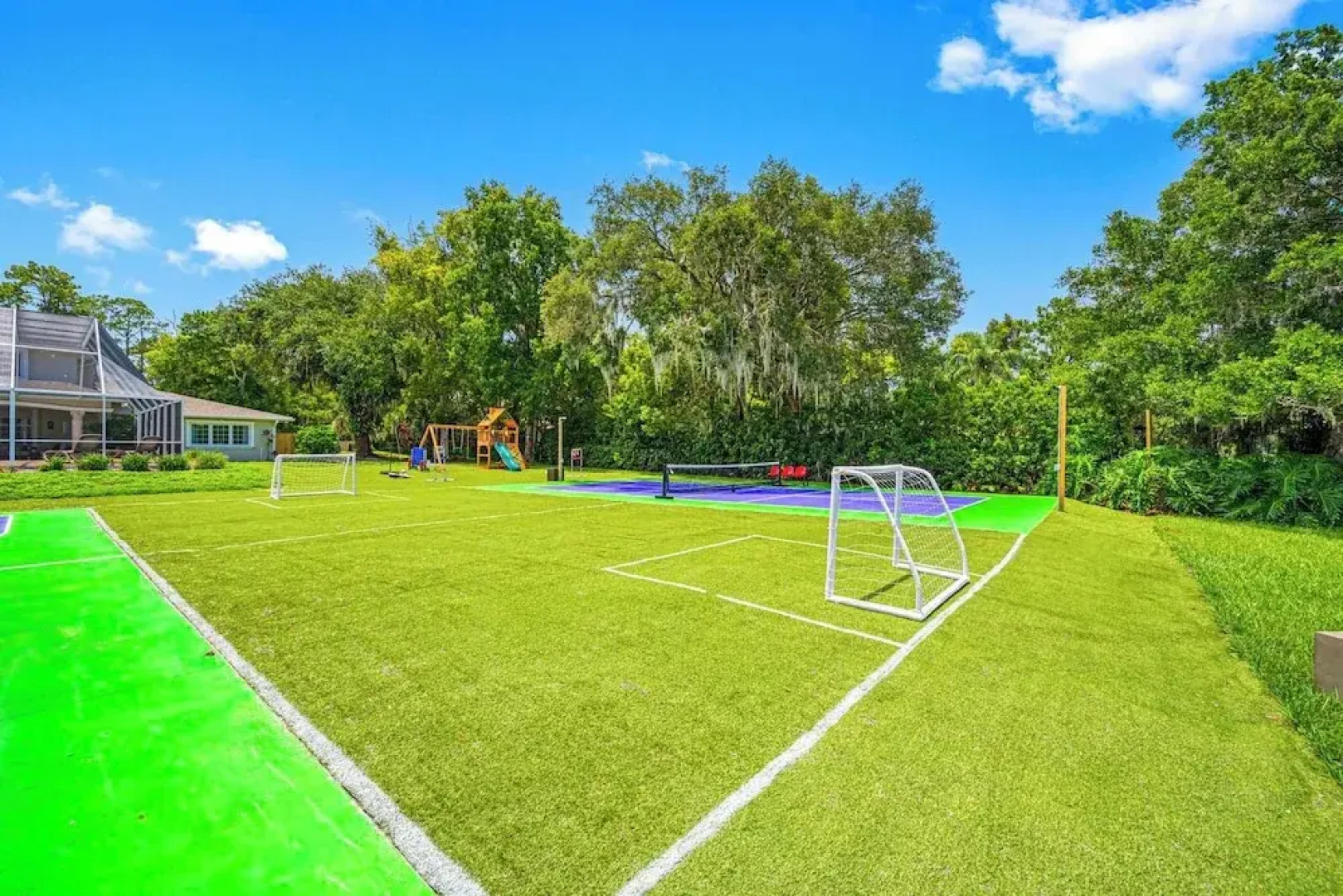 Exquisite Villa With Pool&games- 18 Guests