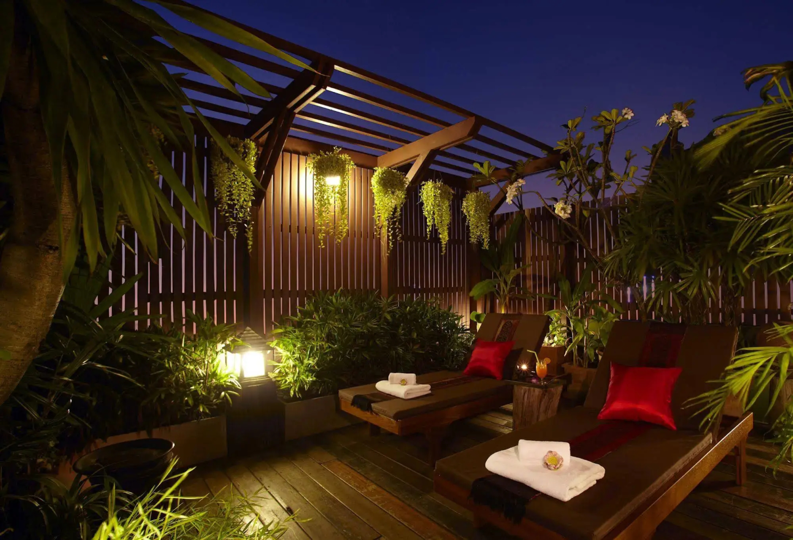 Pannee Lodge Khaosan (SHA Plus)