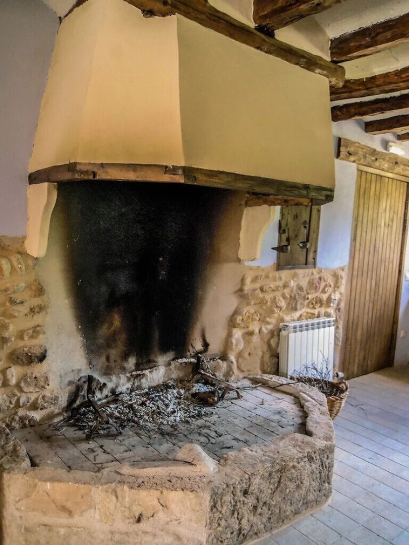 Masia de la Serra de la Cogulla