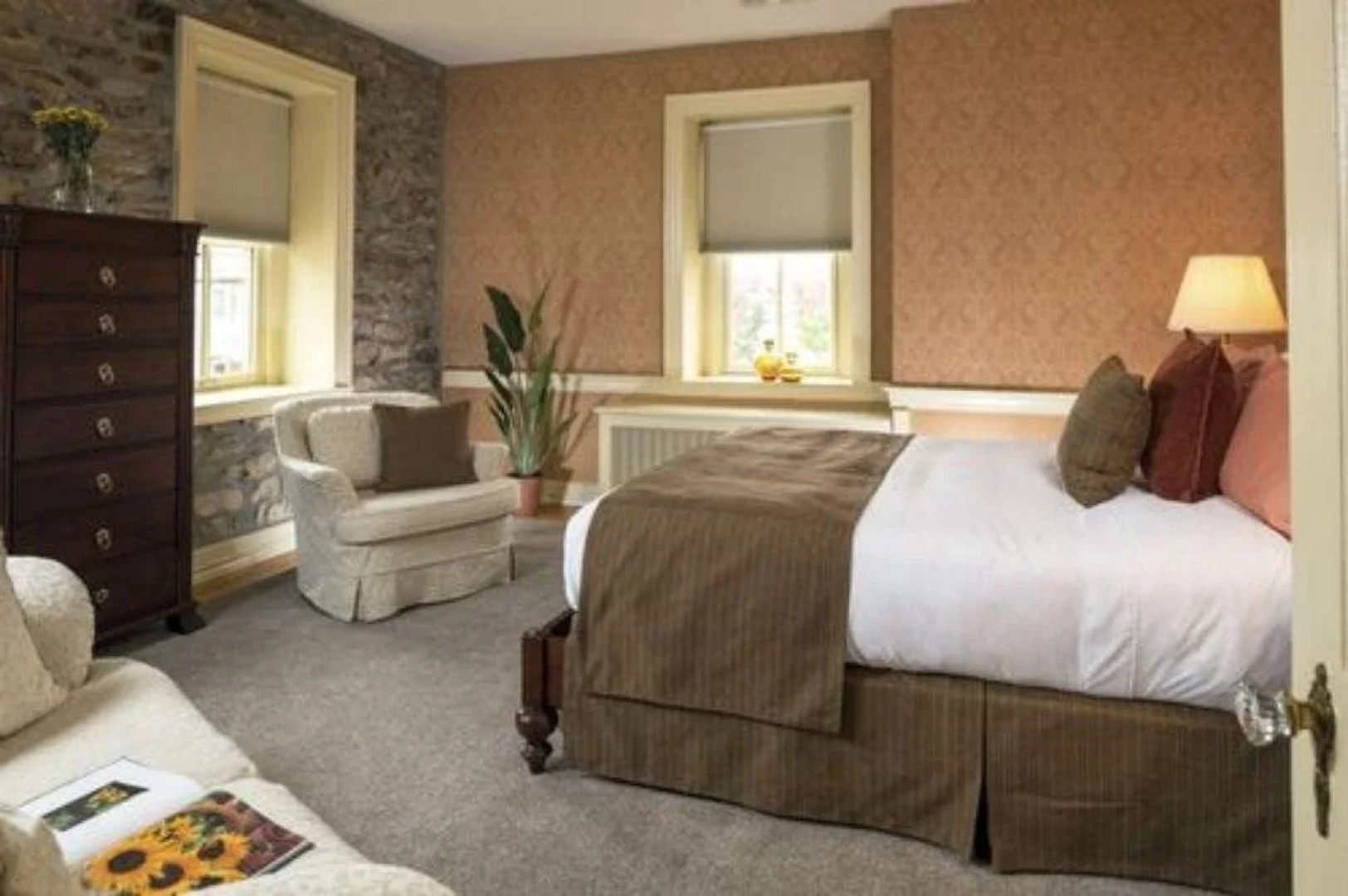 Stone House Inn & Spa