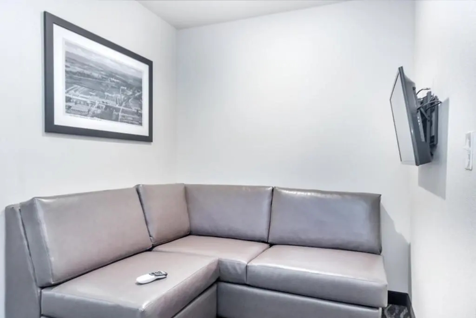 Cobblestone Hotel and Suites Janesville