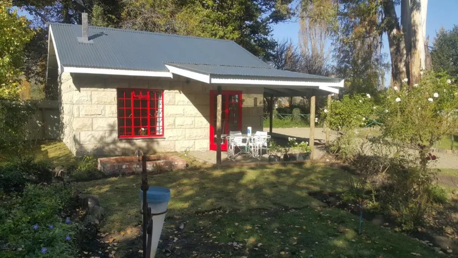 Periwinkle Grove Cottage