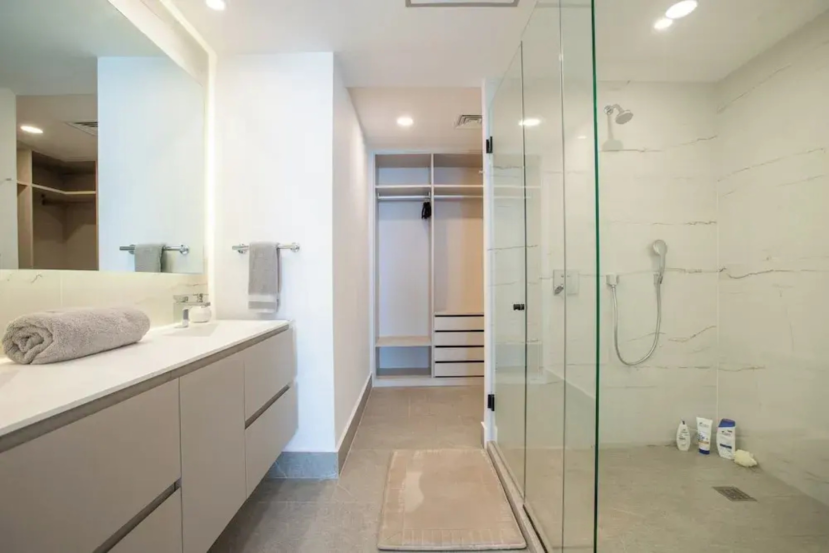 Bosa Hotels & Residences