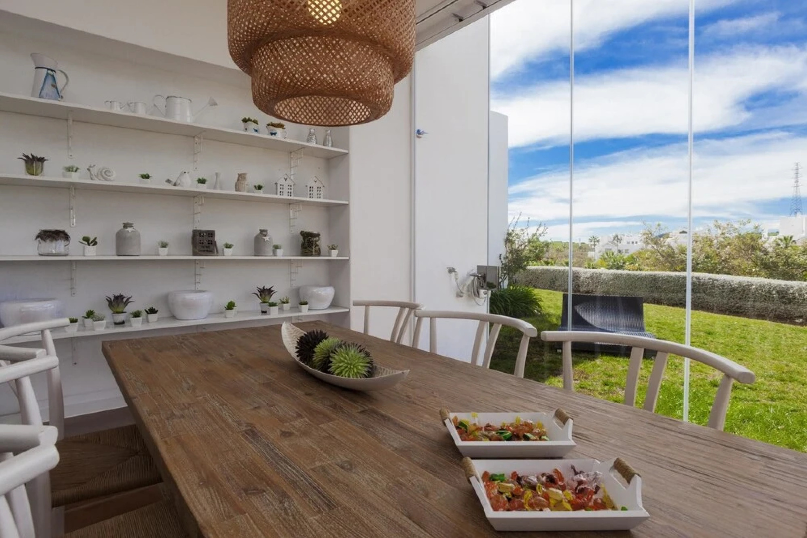 Apartment With 3 Bedrooms in Estepona, With Wonderful Mountain View, Pool Access, Furnished Garden - 5 km From the Beach