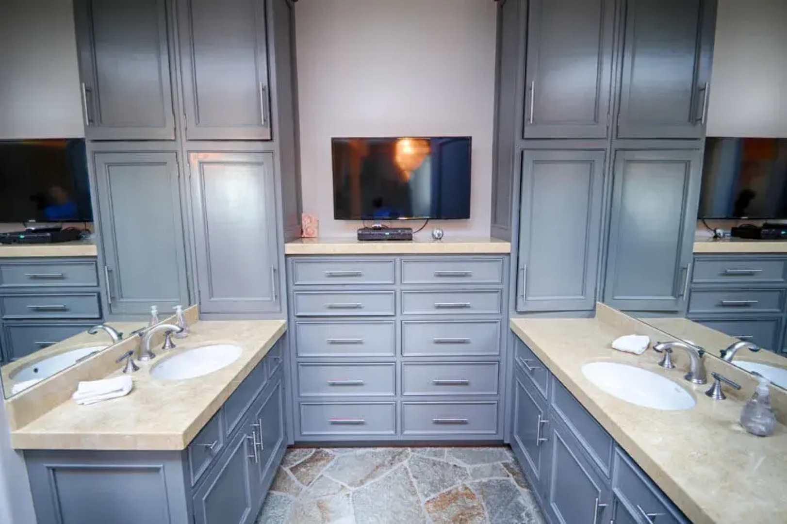 Malibu Panoramic Beach House