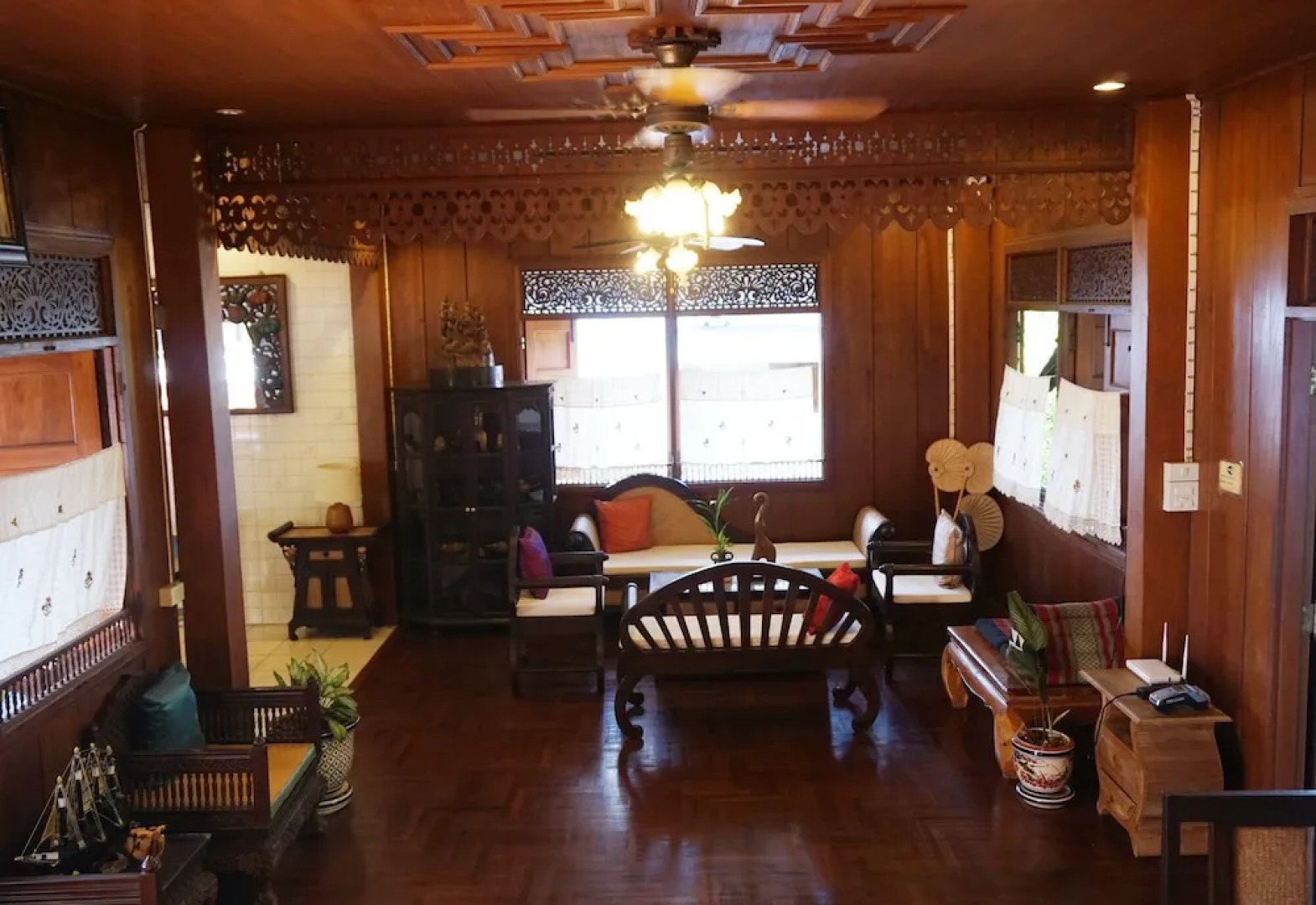 Baan Kham Wan Hotel