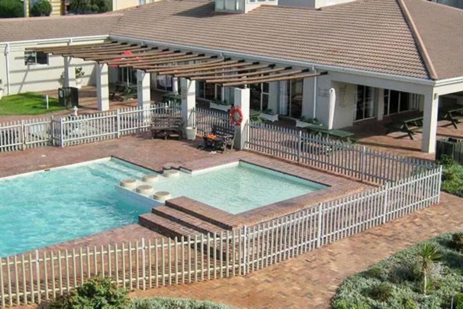 119 Hermanus BeachClub