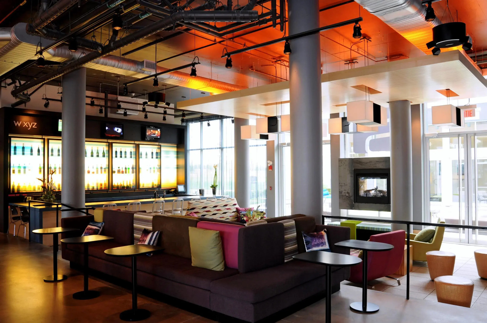 Aloft Montreal Airport