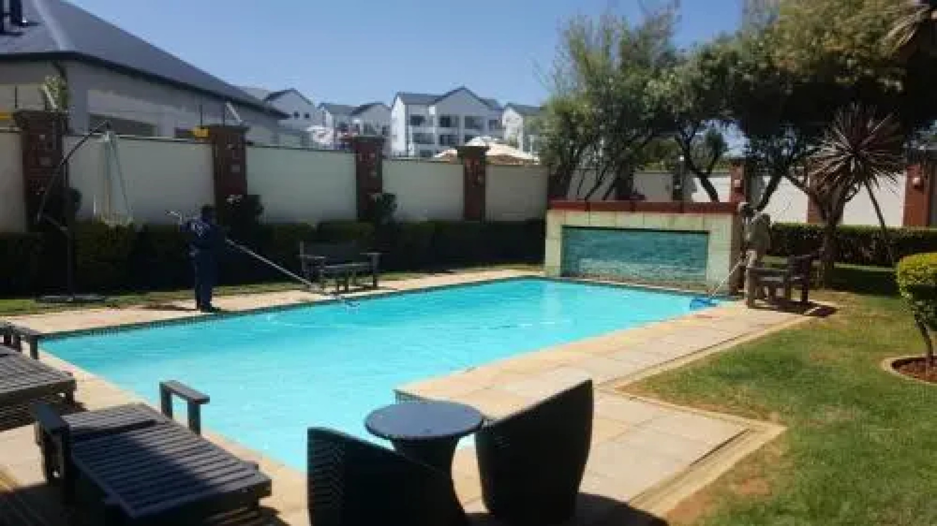 Strelitzia Apartment