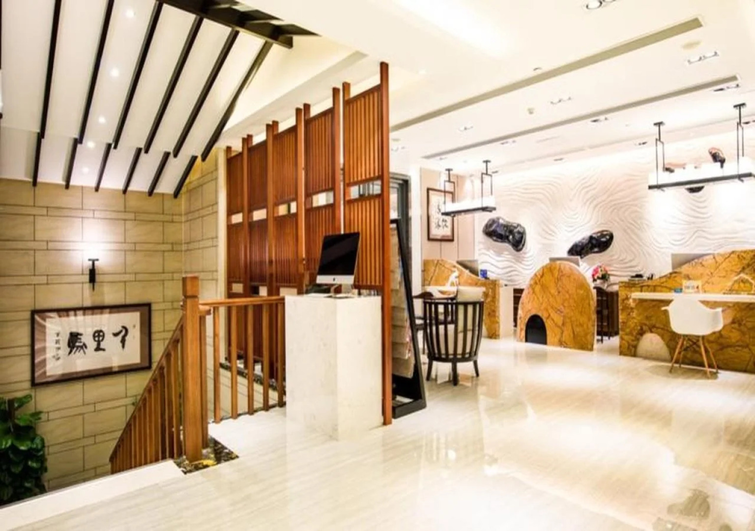 Elephant Trunk Hill Hotel