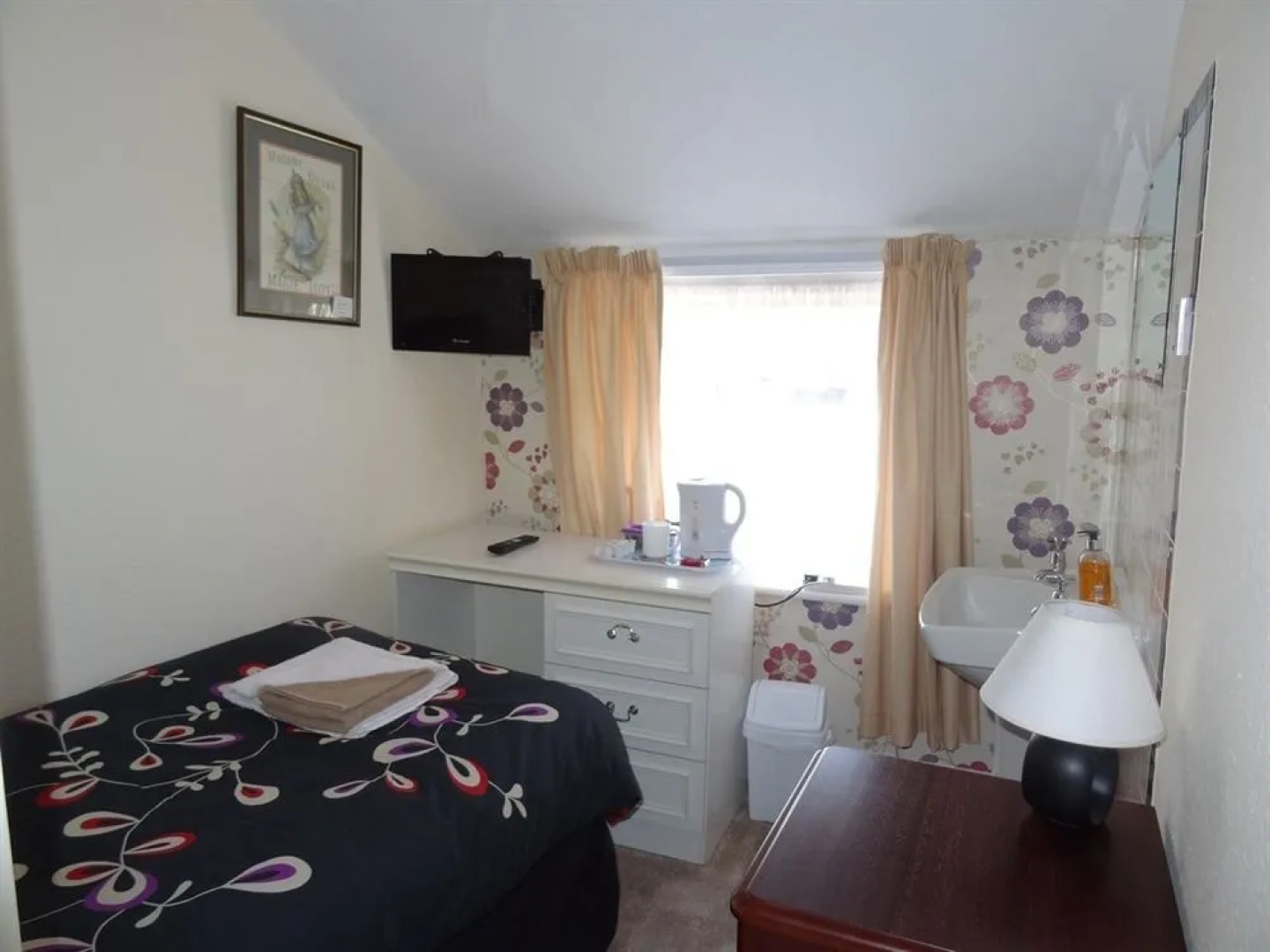 Sea Dogs Guest House