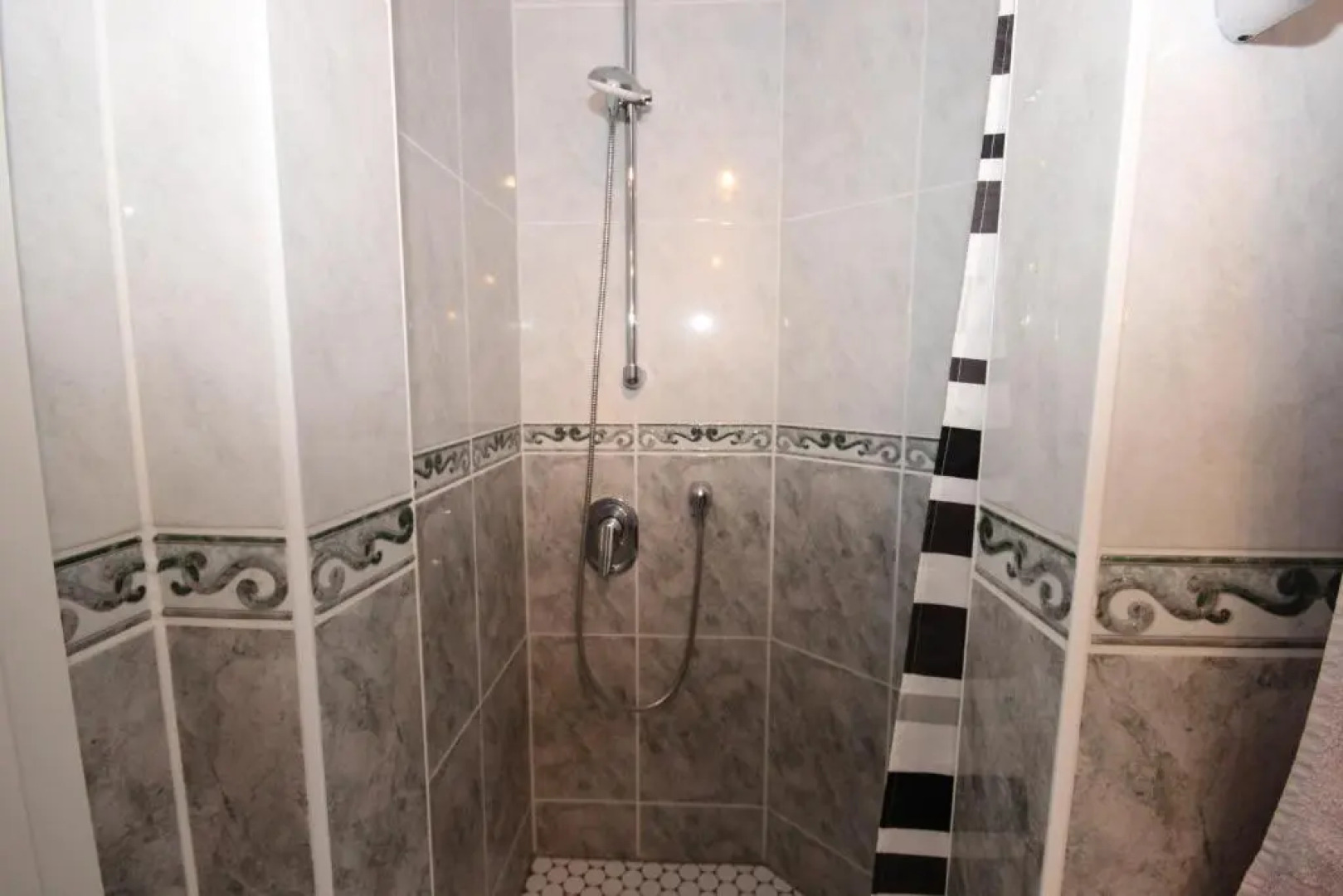 Residenz Rosengrund mit Schwimmbad und Sauna