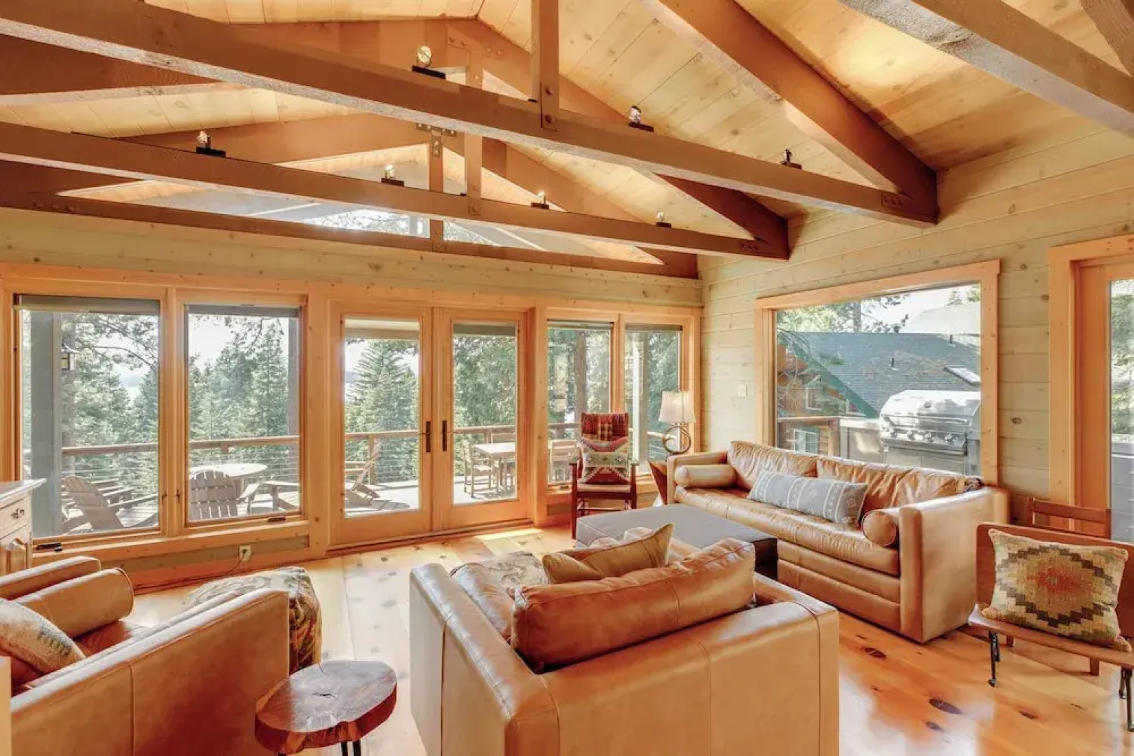 1 Mi to Beach & Golf Course! Lake Almanor Cabin