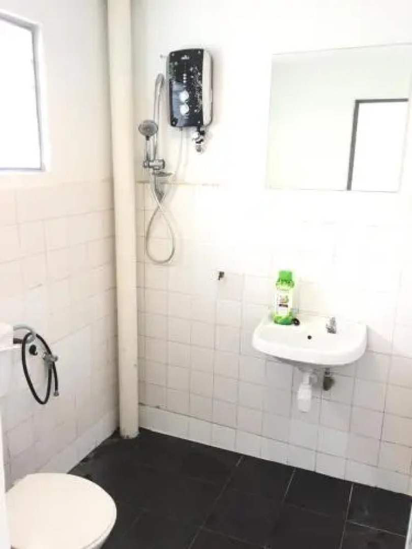 NINETEEN BCH Homestay @ Bandar Country Homes, Rawang